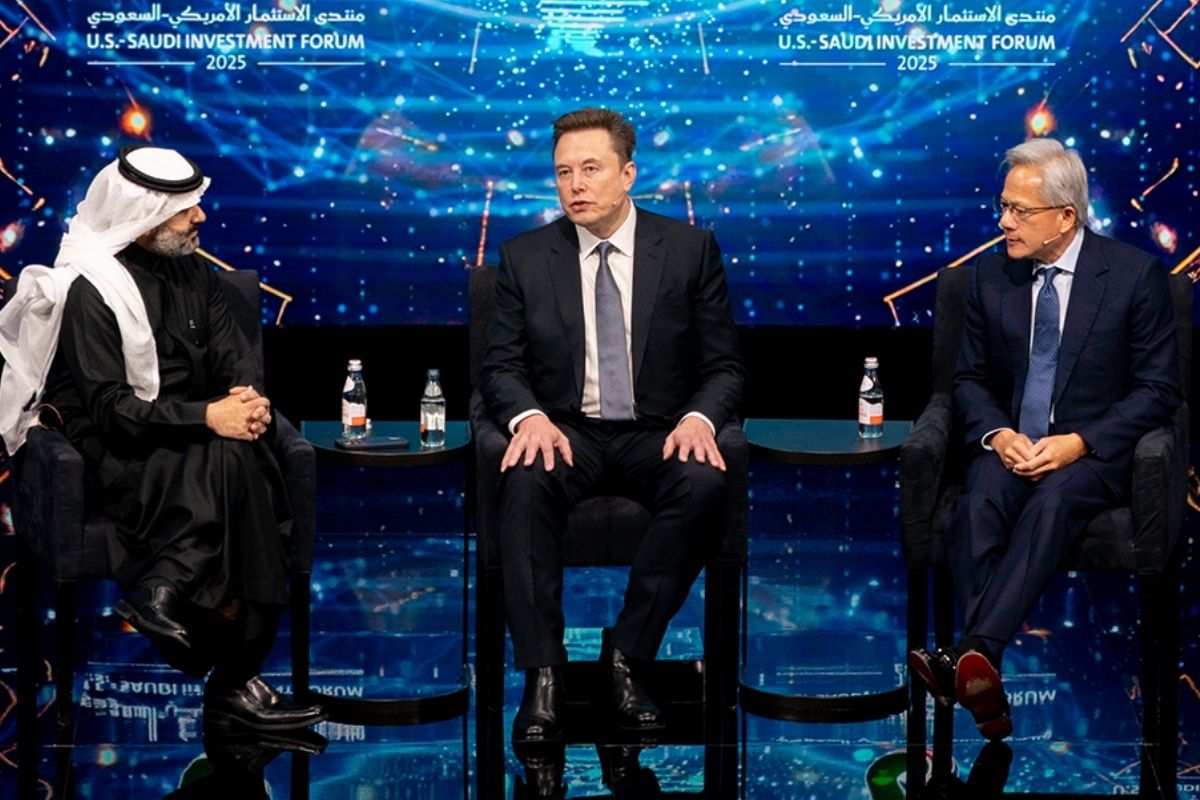 ABD'li milyarder Musk, yapay zeka ve insansı robotların yoksulluğu ortadan kaldıracağını söyledi