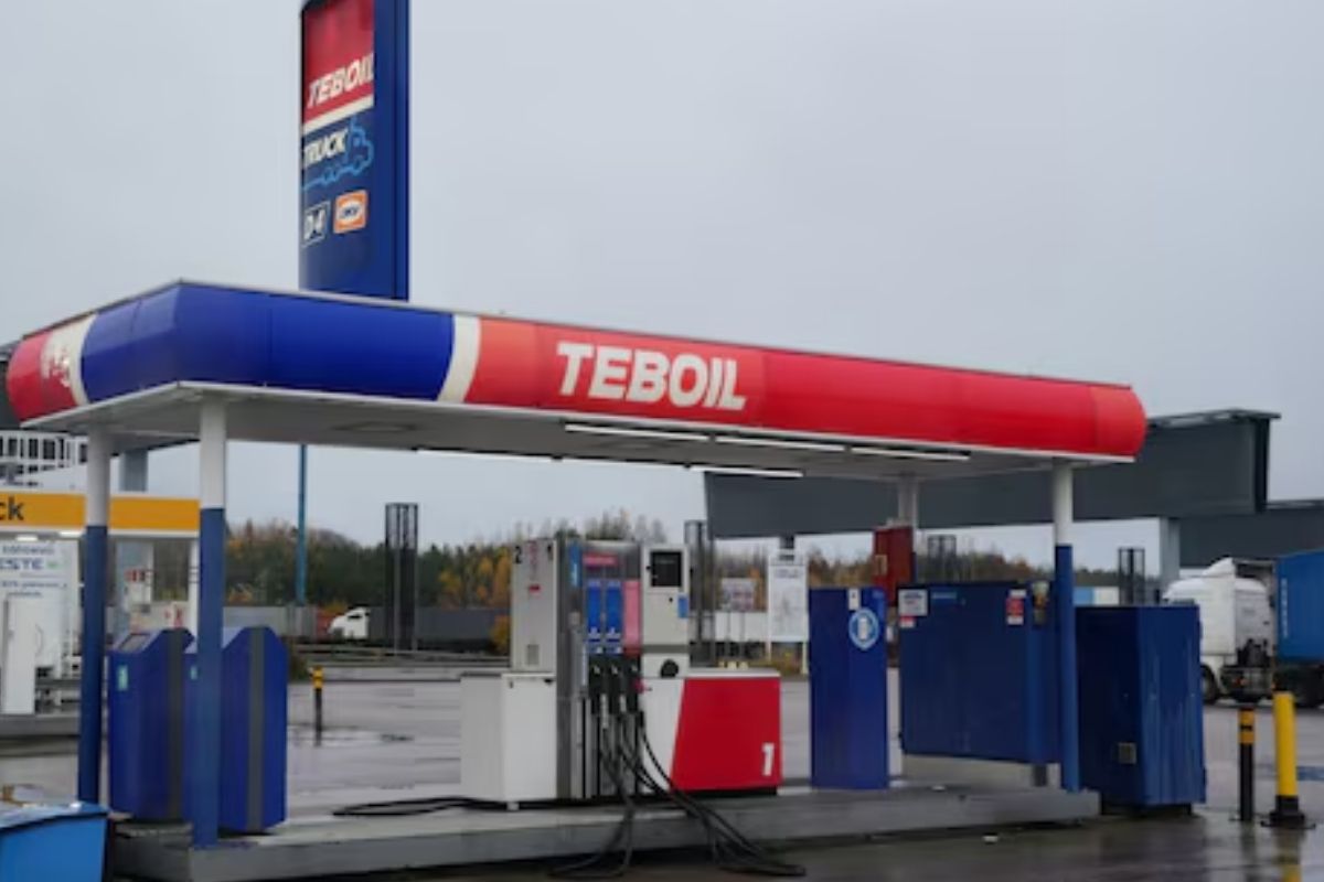 Rus petrol devi Lukoil'in iştiraki Teboil, Finlandiya'daki faaliyetlerini durdurma kararı aldı