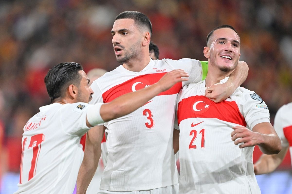 A Milli Takım deplasmanda puanla döndü, İspanya kalesinde ilk gollerini gördü