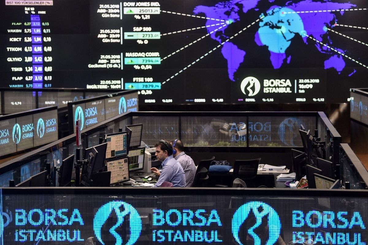 Borsa İstanbul yükseldi, 11 bin sınırına dayandı