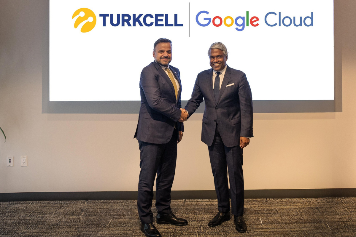 Türkiye'nin en büyük bilişim yatırımı; Turkcell 1, Google 2 milyar dolar koyacak