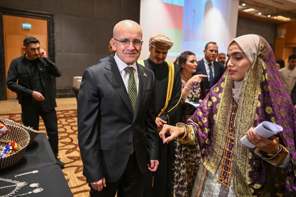 Hazine ve Maliye Bakanı Şimşek, Umman'la 13'üncü dönem KEK toplantısının gelecek ay Ankara'da yapılacağını söyledi