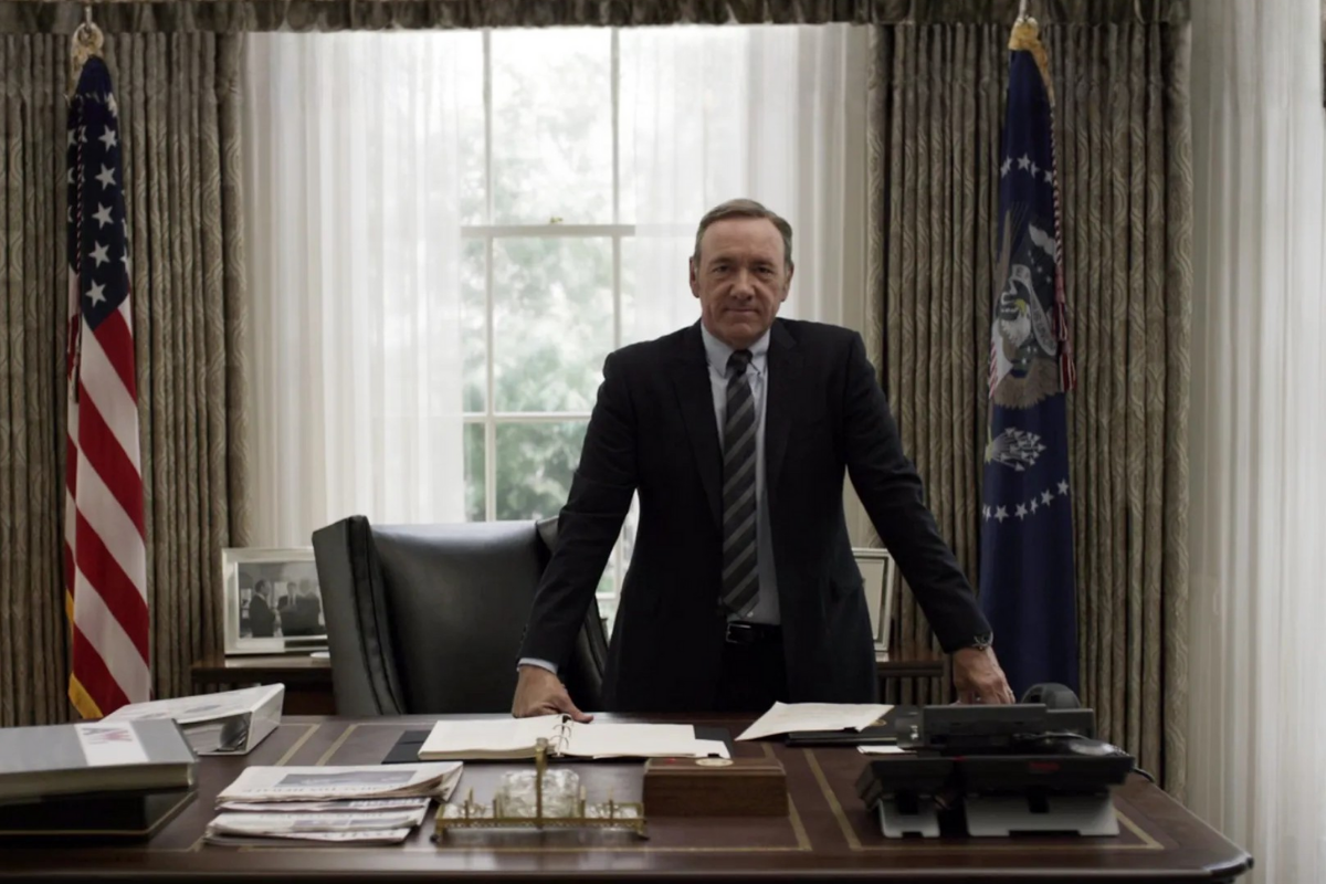 House of Cards dizisinin Başkan Underwood'u, Oscar ödüllü Kevin Spacey taciz davalarının ardından Baltimore'daki malikanesini kaybettiğini açıkladı