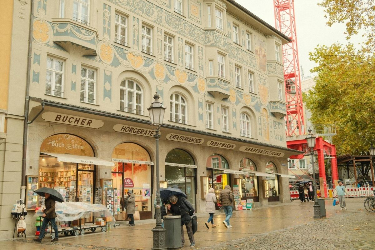 Almanya'da şirket faaliyetlerindeki büyüme kasım ayında ivme kaybetti