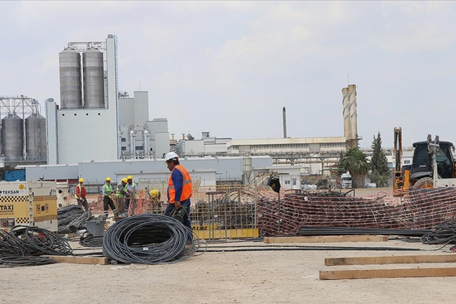 Üç endüstri bölgesinde yapılacak yatırımlara ilişkin düzenleme