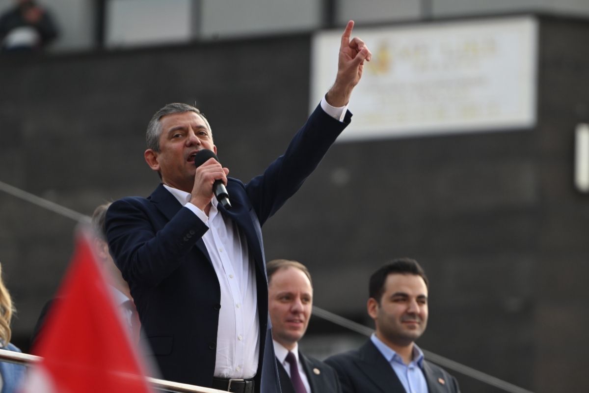 CHP Genel Başkanı Özgür Özel, 150 bin liralık tazminat davasını kaybetti