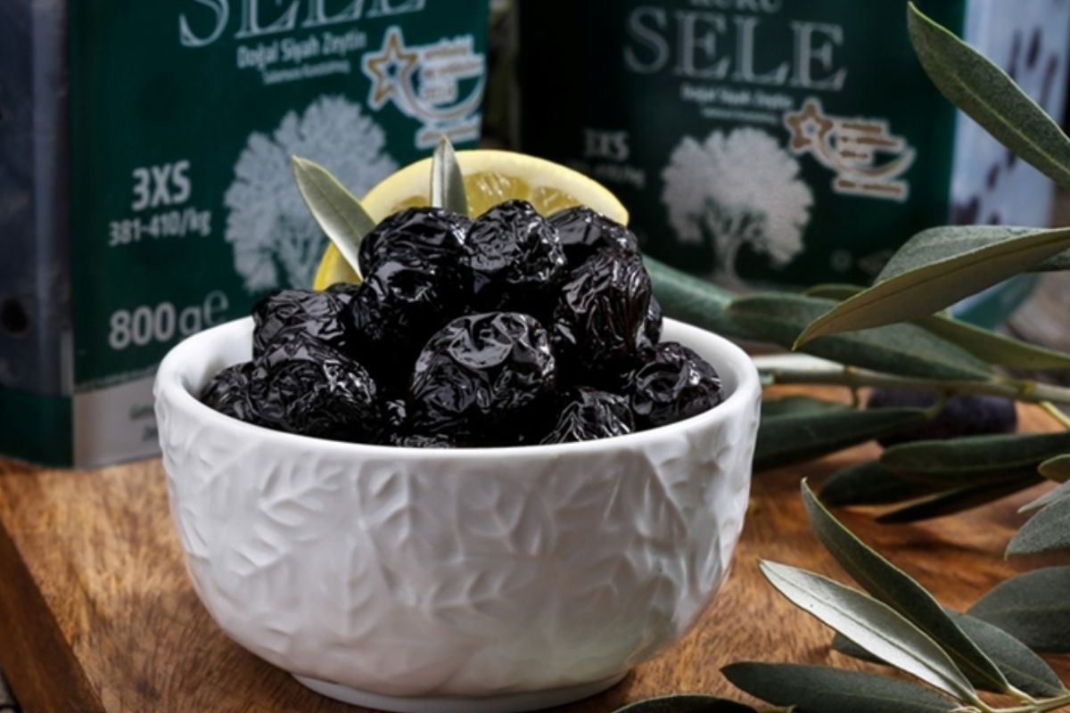 Türk zeytinini 68 ülkeye ihraç eden Marmarabirlik'in Suudi Arabistan merkezli Orta Doğu pazarı planı