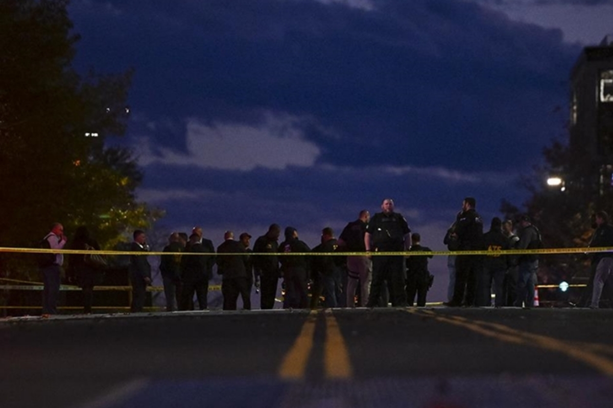 ABD Başkanı Trump, Washington saldırısında iki Ulusal Muhafızın vurulması sonrası Afgan göçmenlerinin başvurularının askıya alındığını açıkladı