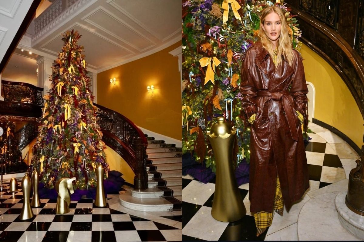 Burberry, kendi kumaşlarından yılbaşı ağacı tasarladı ve tanıtımında Rosie Huntington-Whiteley de yer aldı