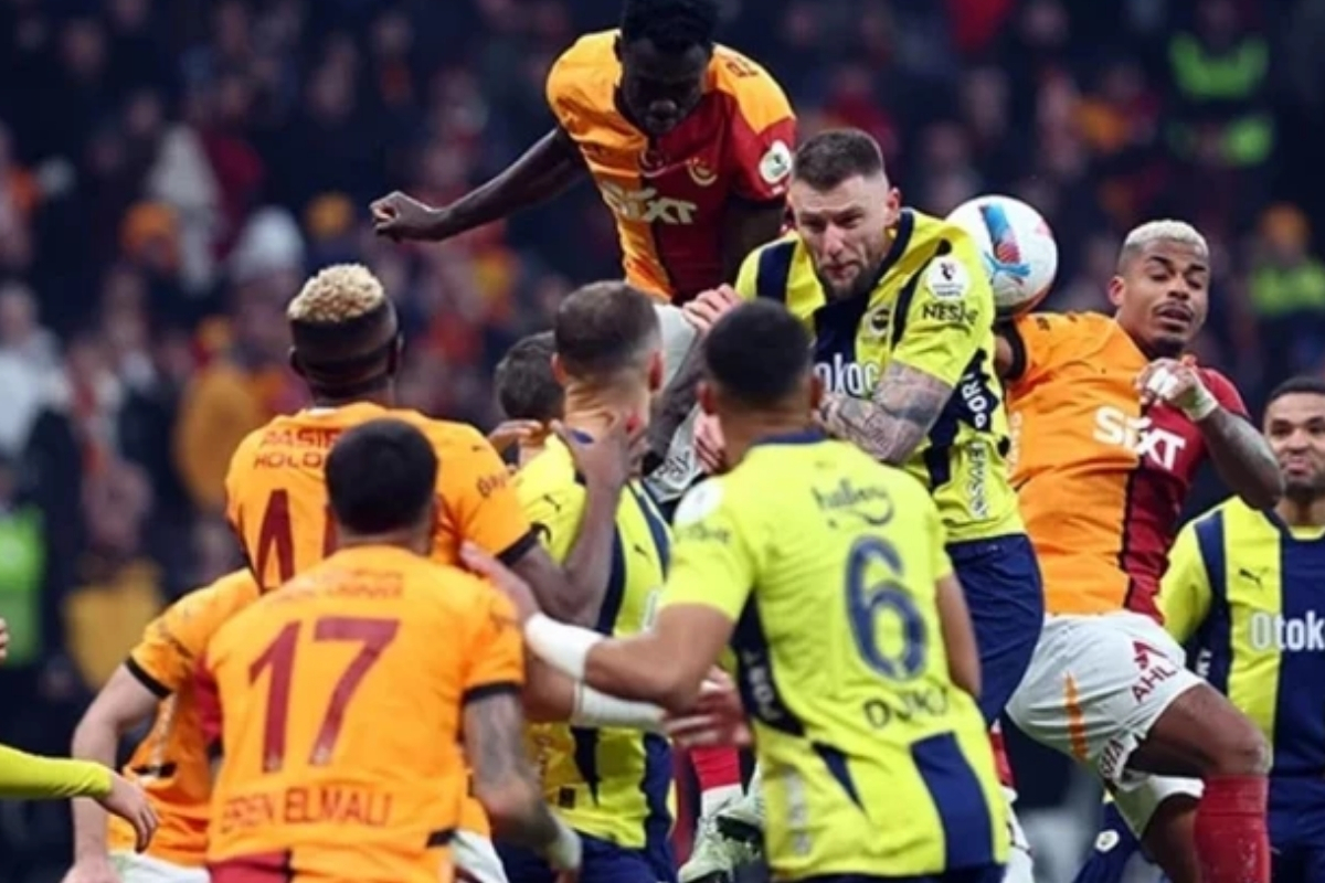Fenerbahçe-Galatasaray derbisinde iki spikerli anlatım seçeneği olacak
