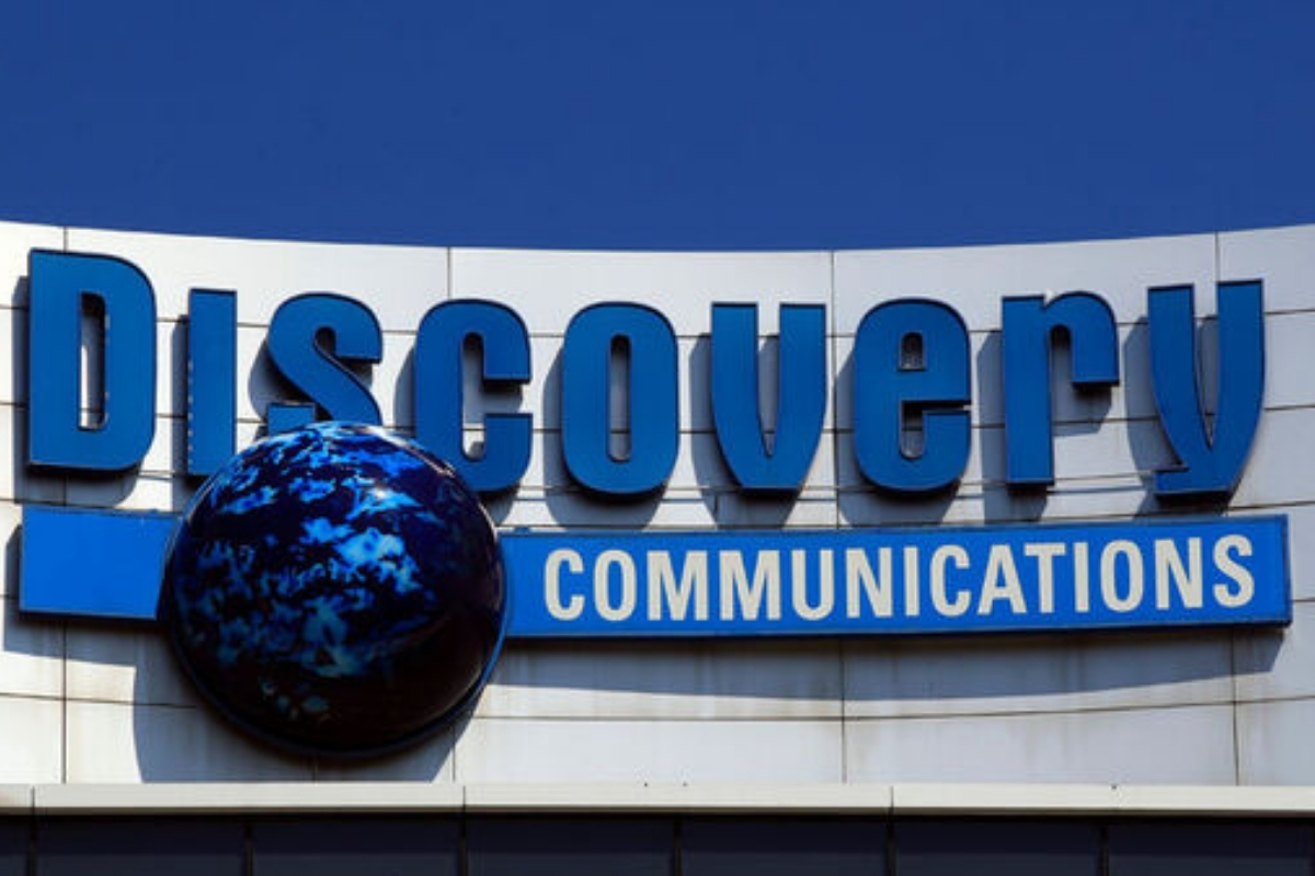 Netflix, Comcast ve Paramount Warner Bros’u satın almak için teklif yarışında