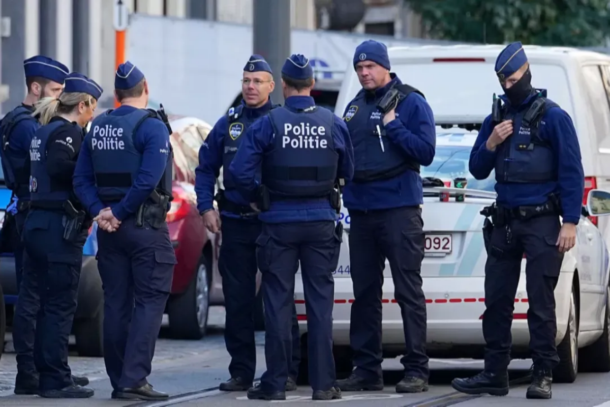 AB savcılığı, yolsuzluk şüphesiyle Avrupa Koleji ve AB diplomatik servisi binalarında arama yaptı