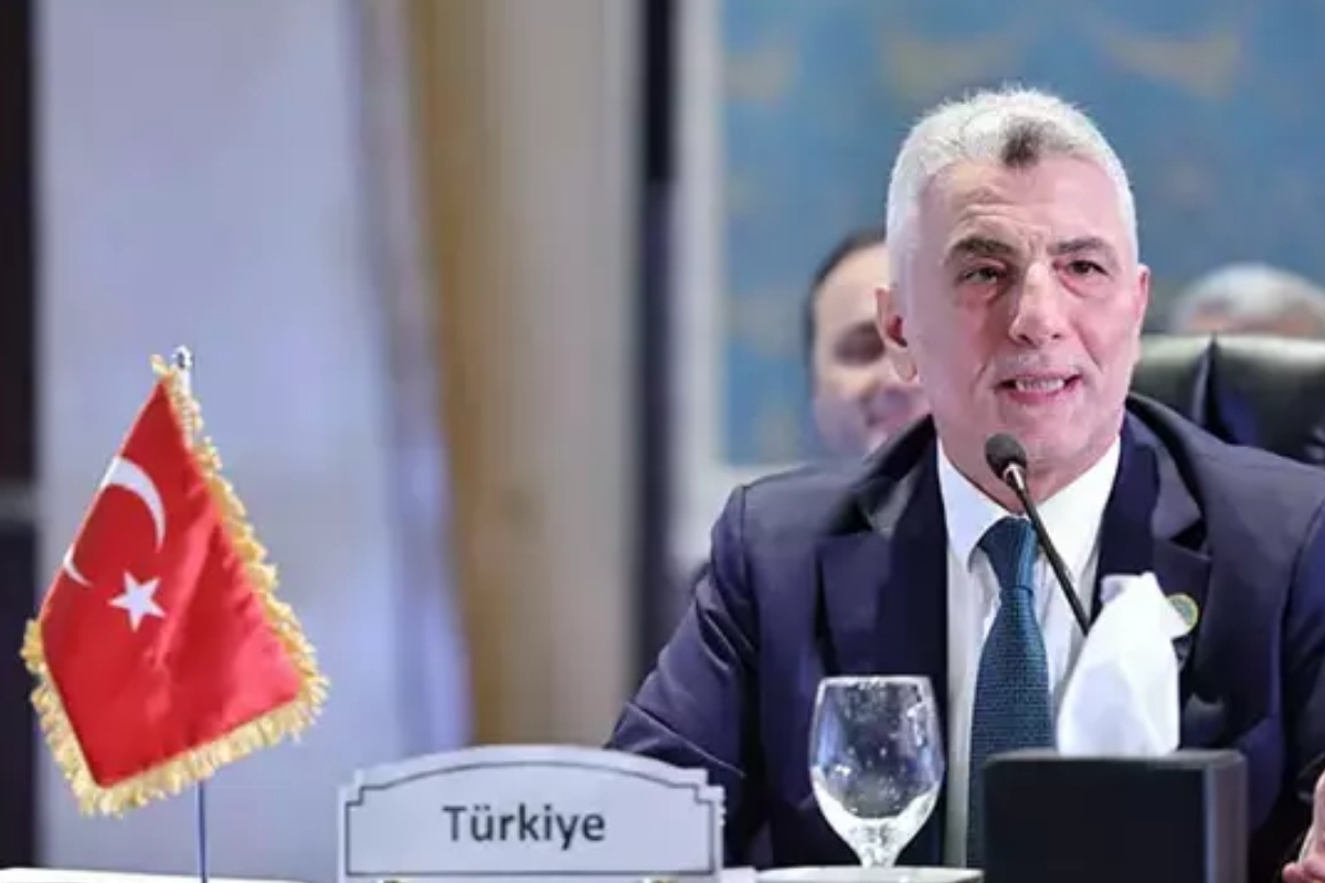 Ticaret Bakanı Bolat, Azerbaycan’ın katılımıyla D-8’in güçlendiğini ve işbirliğini ileri taşımak için kararlı olduklarını vurguladı