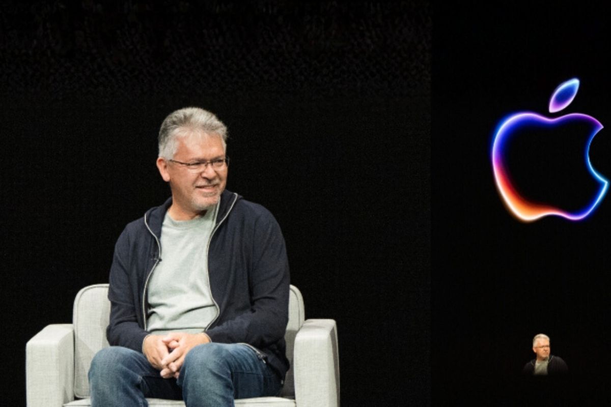 Yapay zeka stratejilerinde rakiplerin gerisinde kalan Apple'ın yapay zeka şefi John Giannandrea istifa etti