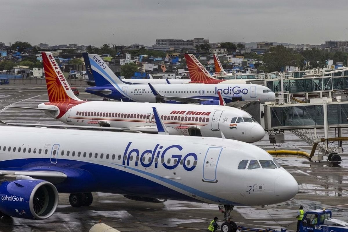 IndiGo'nun 250'den fazla uçuşu daha 'operasyonel sıkıntılar' nedeniyle iptal edildi