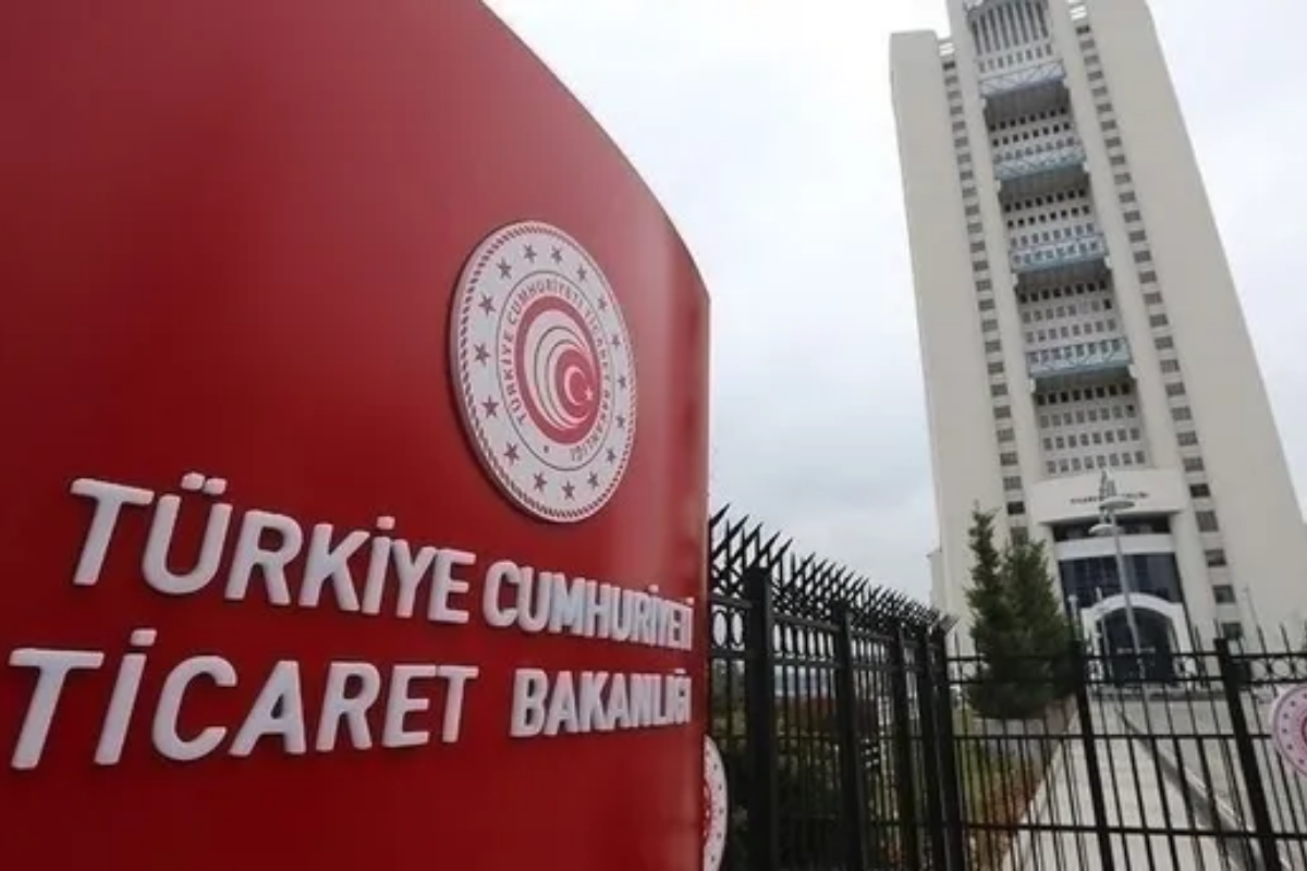 Ticaret Bakanlığı kasım ayı veri bültenini yayımladı; dış ticaret açığı ocak-kasım döneminde arttı