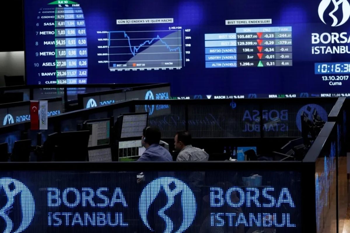 Borsa İstanbul, haftanın son işlem gününü bankacılık endeksinin etkisiyle pozitif tamamladı