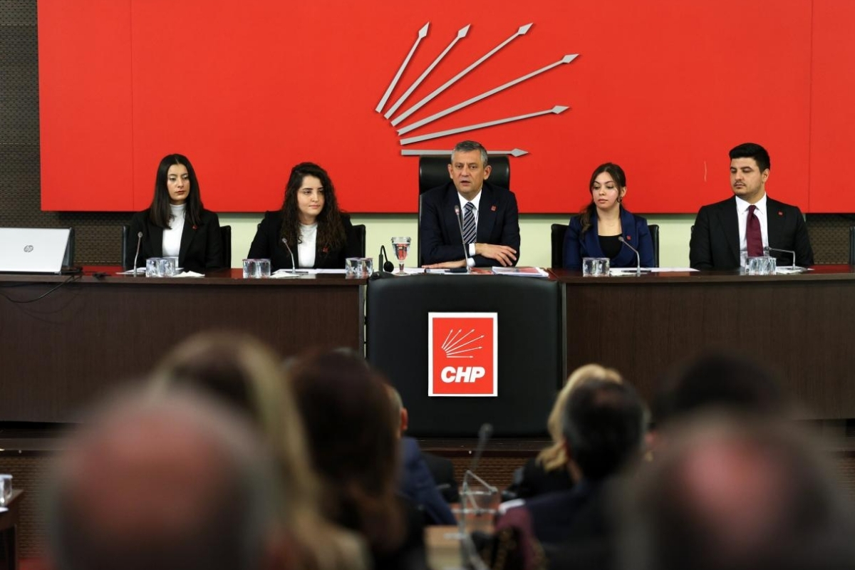CHP’de Özgür Özel başkanlığında oluşturulan yeni MYK’nın üyeleri belli oldu