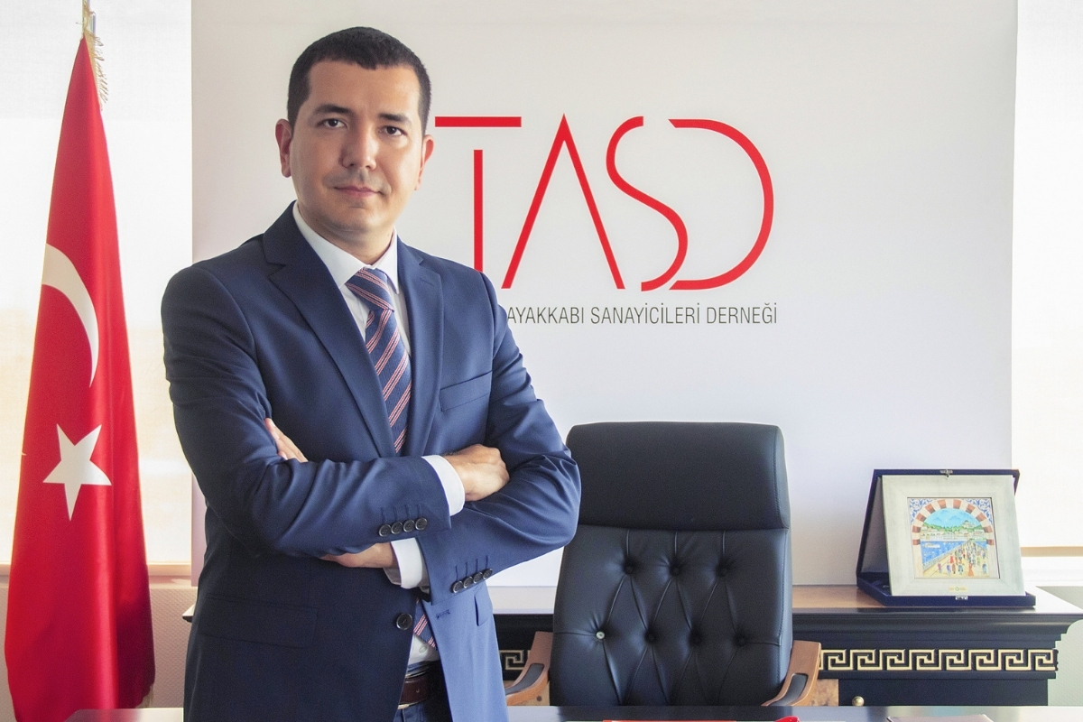 Ek gümrük vergisinin artırılması ayakkabı ithalatında düşüş getirdi