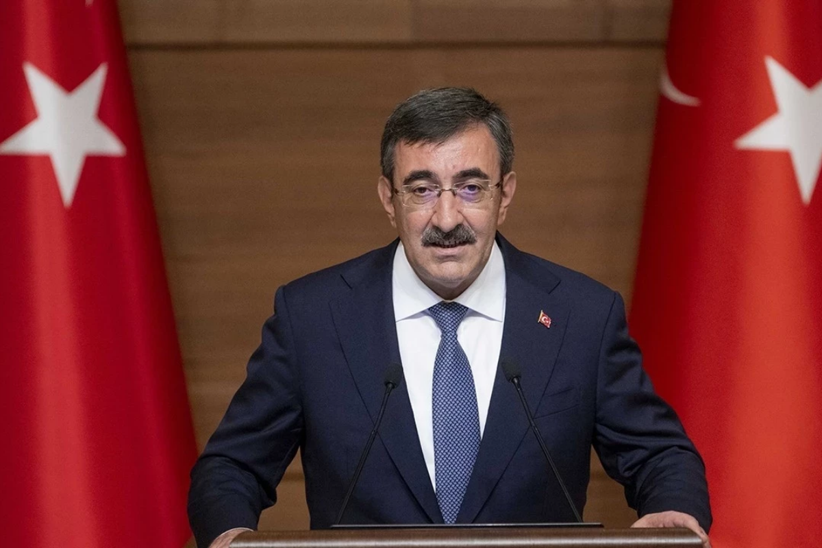 Cumhurbaşkanı Yardımcısı Cevdet Yılmaz açıkladı; yıl sonu kişi başına gelir 17 bin 748 dolara ulaşacak