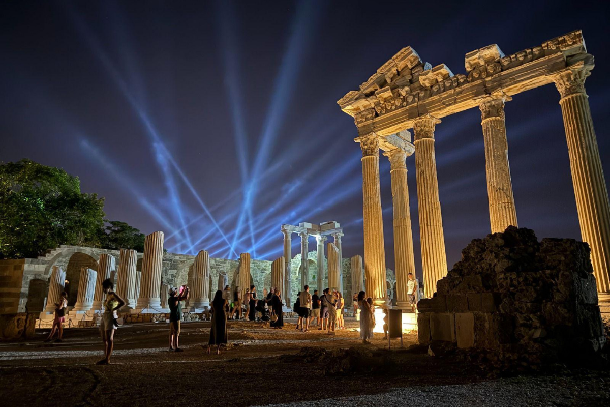 Türkiye turizmde Antalya ve İstanbul ile ilk 10'da
