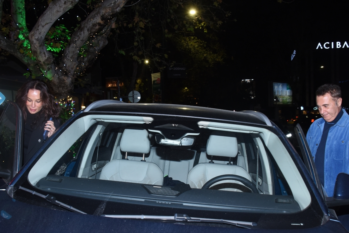 Fikret Orman ve Güzide Duran Etiler’de objektiflere takıldı