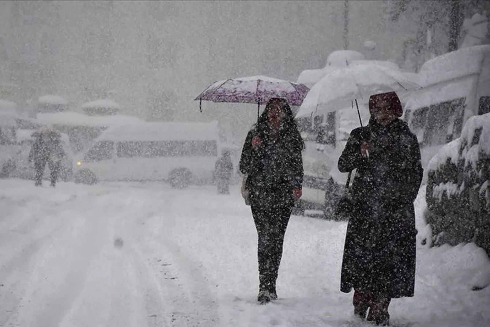 Meteoroloji sarı kodla uyardı, hava sıcaklığı düşecek, kar ve sağanak bastıracak