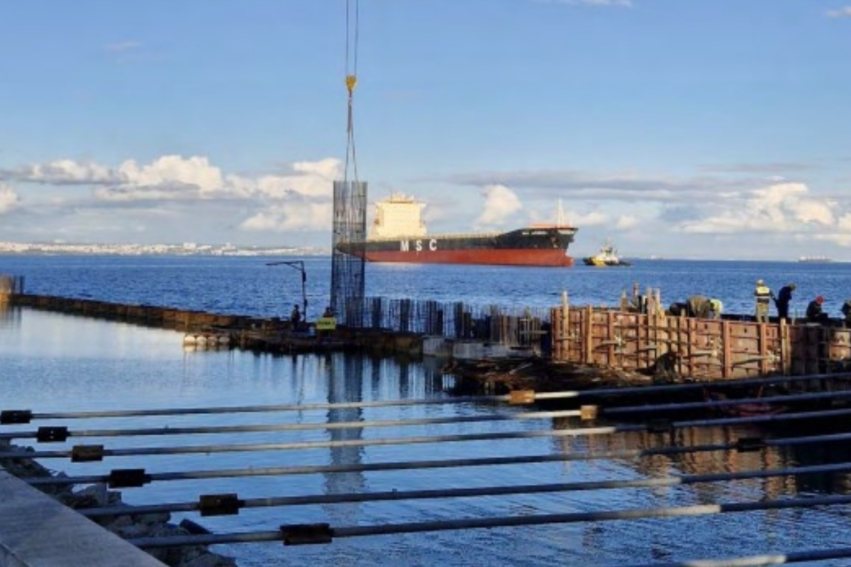 Milas Güllük Limanı kapasitesini artıracak güçlendirme ve dip tarama projesi başladı