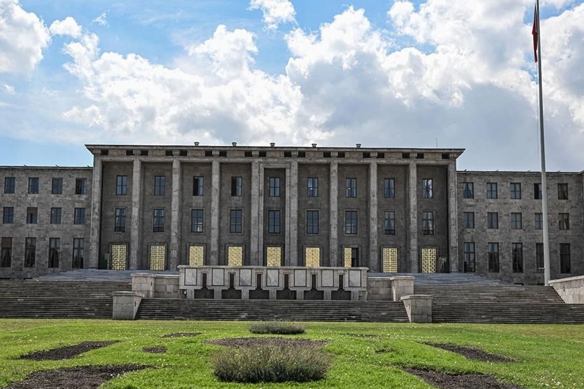 TBMM Genel Sekreterliği, 'stajyer öğrenciye istismar' iddiasına ilişkin açıklama yaptı