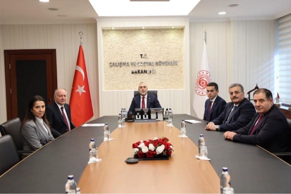 2026'da geçerli olacak asgari ücret için ilk toplantı başladı