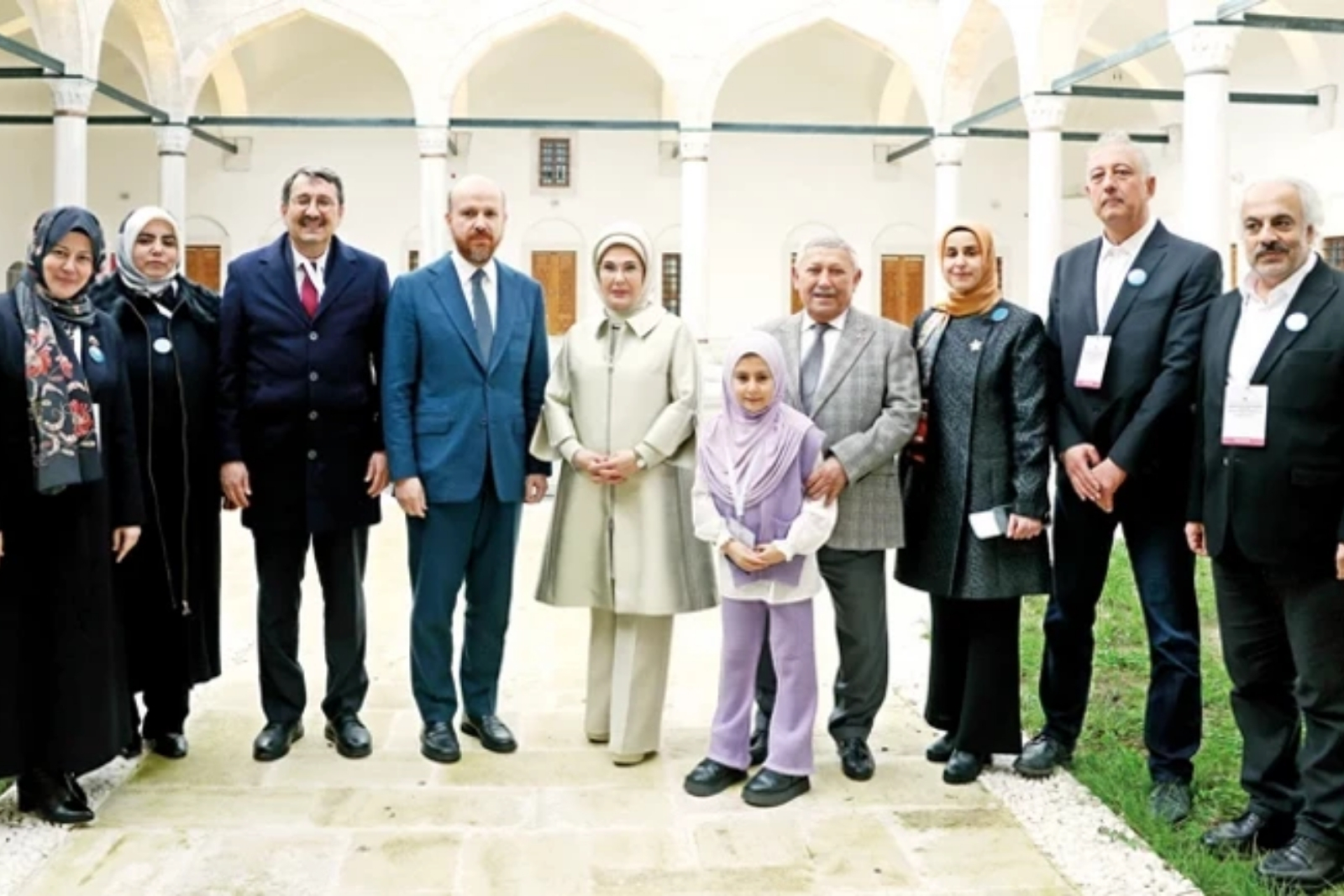 İbn Haldun Üniversitesi Darüşşifa Psikoterapi Merkezi’ni açan Emine Erdoğan, psikoterapinin erişilebilir olması gerektiğini söyledi