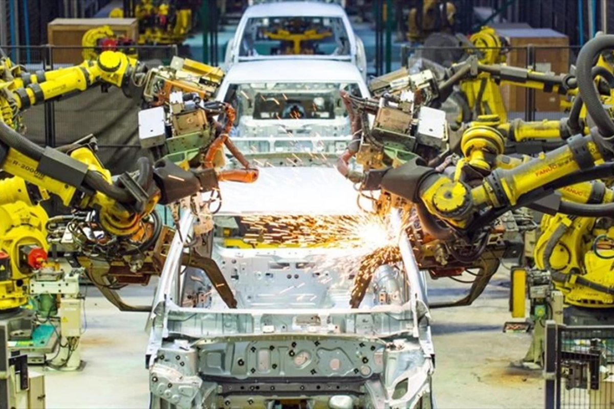 Otomotiv ihracatı yıl bitmeden rekor kırdı ve 11 ayda 37,8 milyar dolara ulaştı