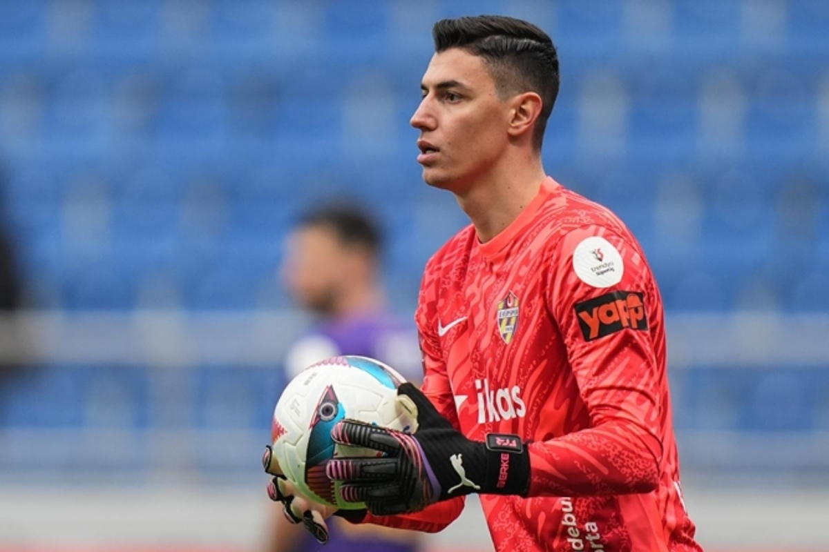 Lille’de formuyla parlayan Berke Özer’in piyasa değeri 10 milyon euroya yükseldi