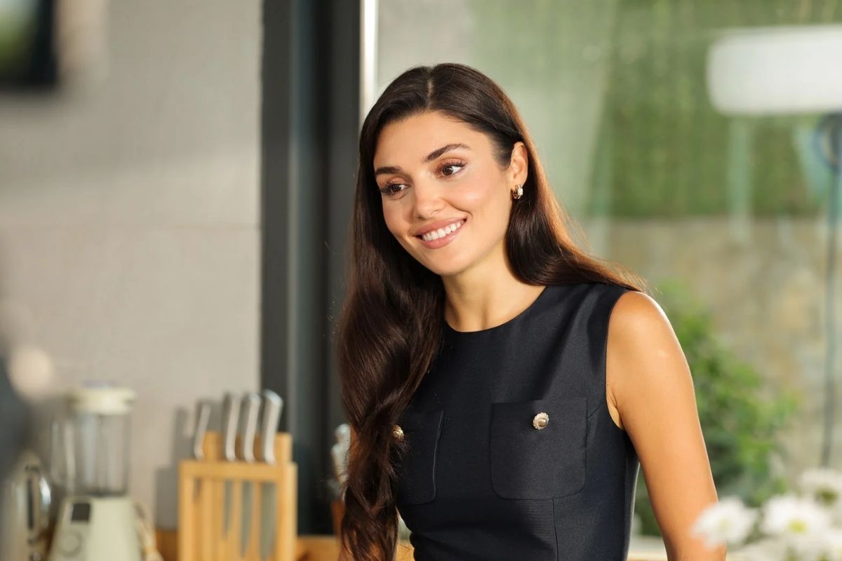 Hande Erçel'in Londra'da lüks ev aldığı ileri sürüldü, gerçeği Patronlar Dünyası öğrendi