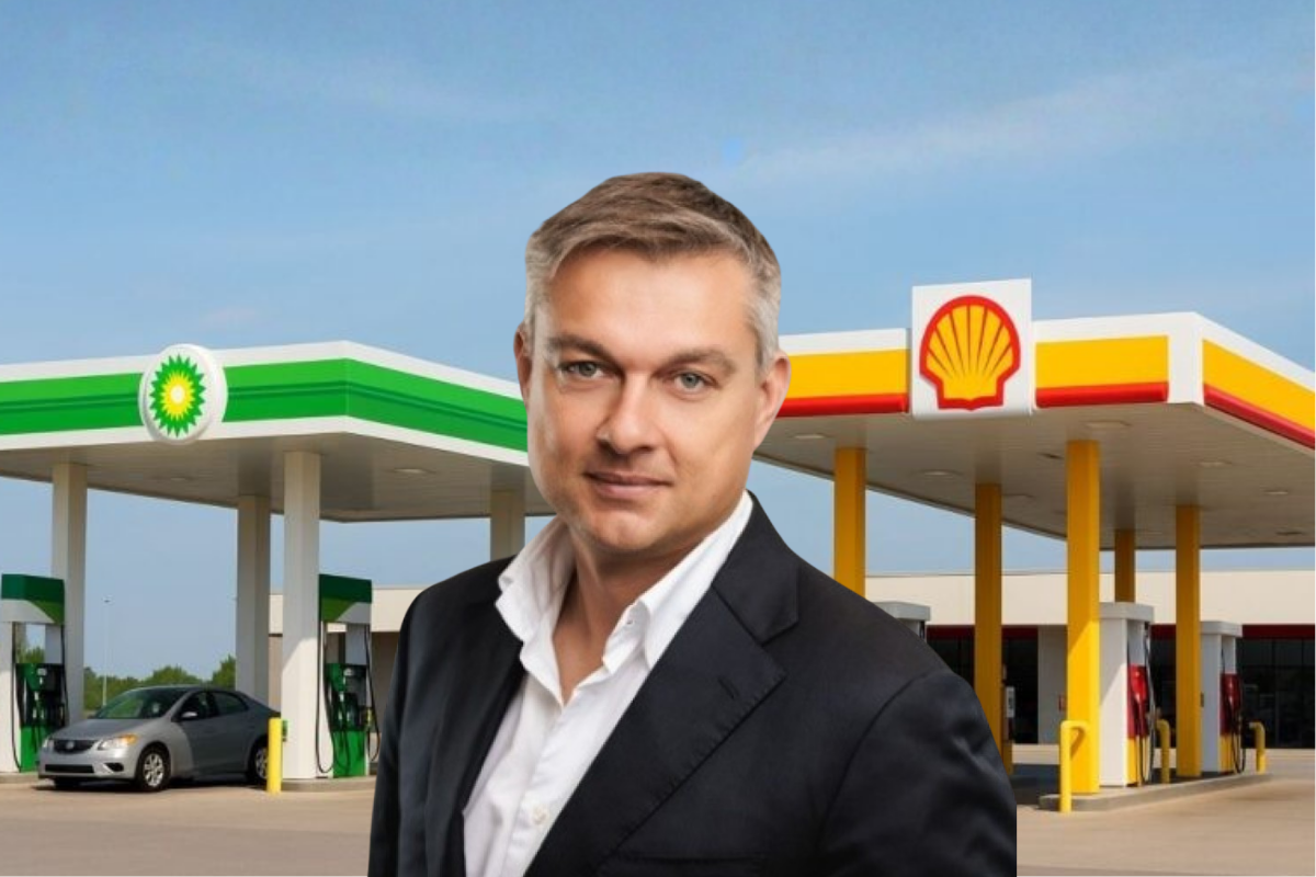 Shell'in birleşmelerden sorumlu yöneticisi Greg Gut, CEO'nun BP'nin teklifini engellemesinin ardından istifa etti