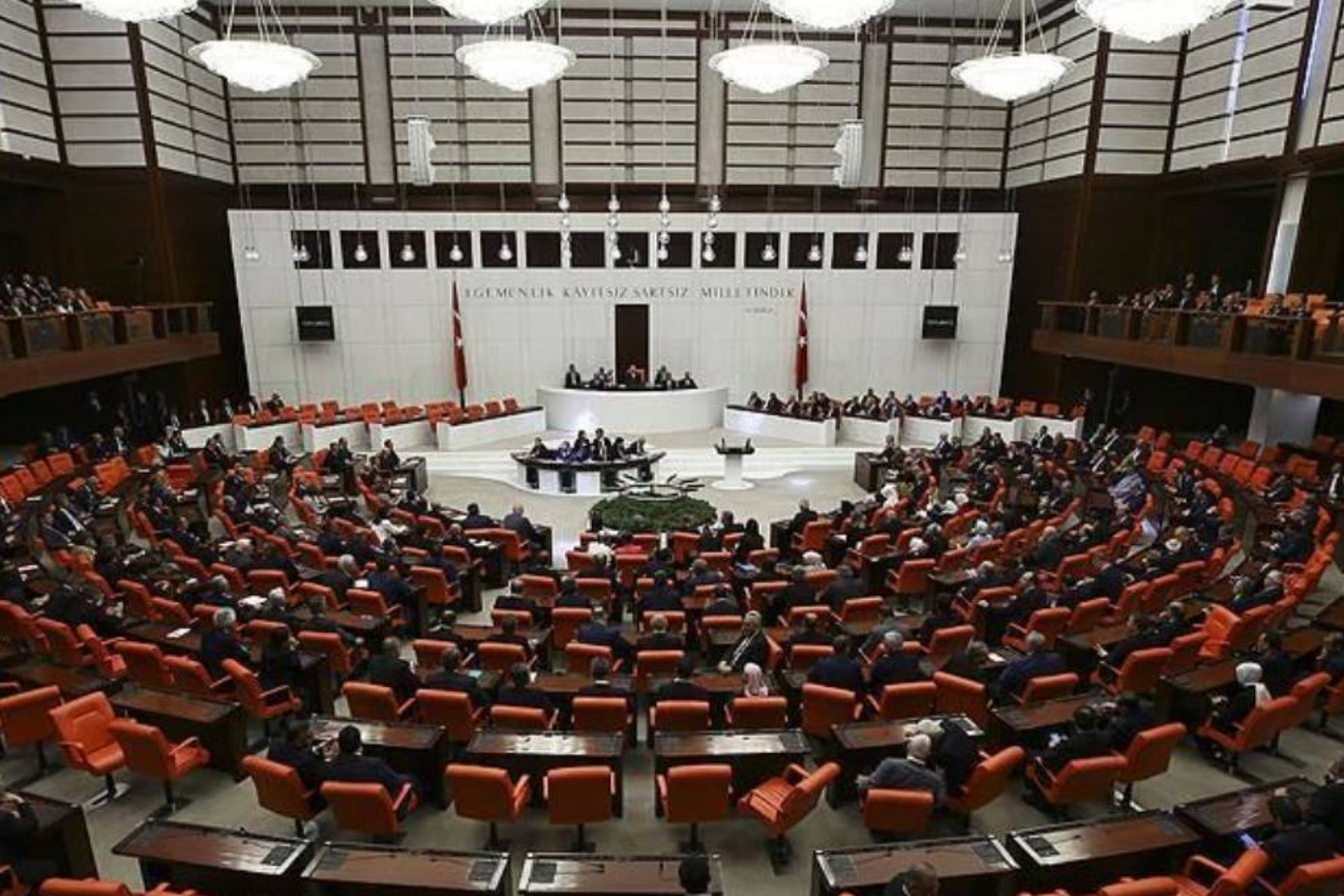 Hazine ve Maliye Bakanlığı ve İçişleri Bakanlığı'nın bütçesi TBMM'de kabul edildi