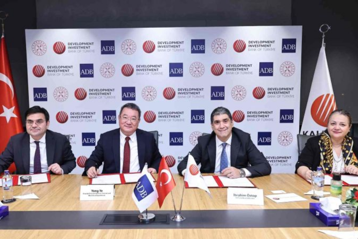 TKYB ve Asya Kalkınma Bankası'ndan 325 milyon dolarlık kredi anlaşması