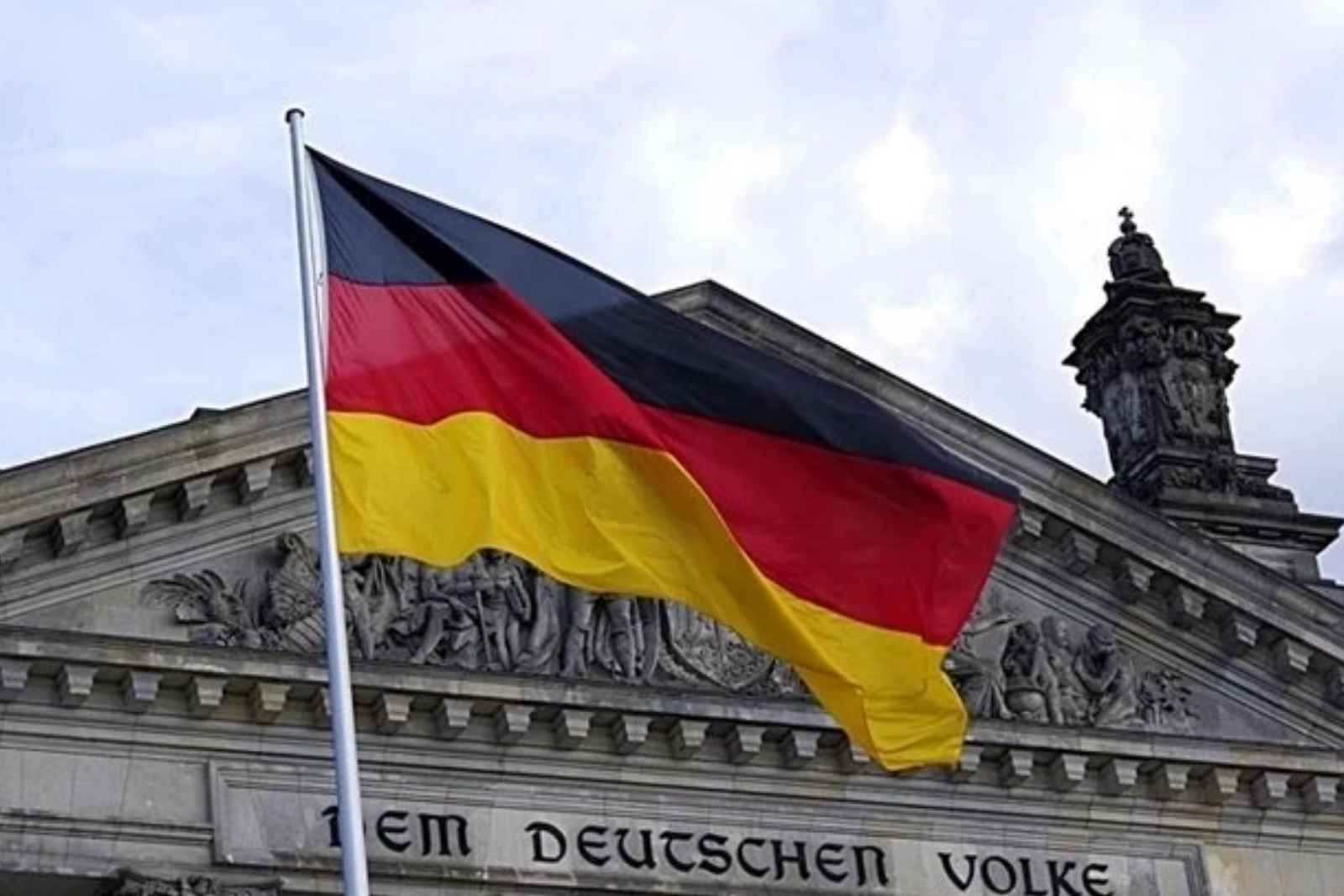 Almanya özel yatırımları harekete geçirmek için 30 milyar avroluk fon kurdu