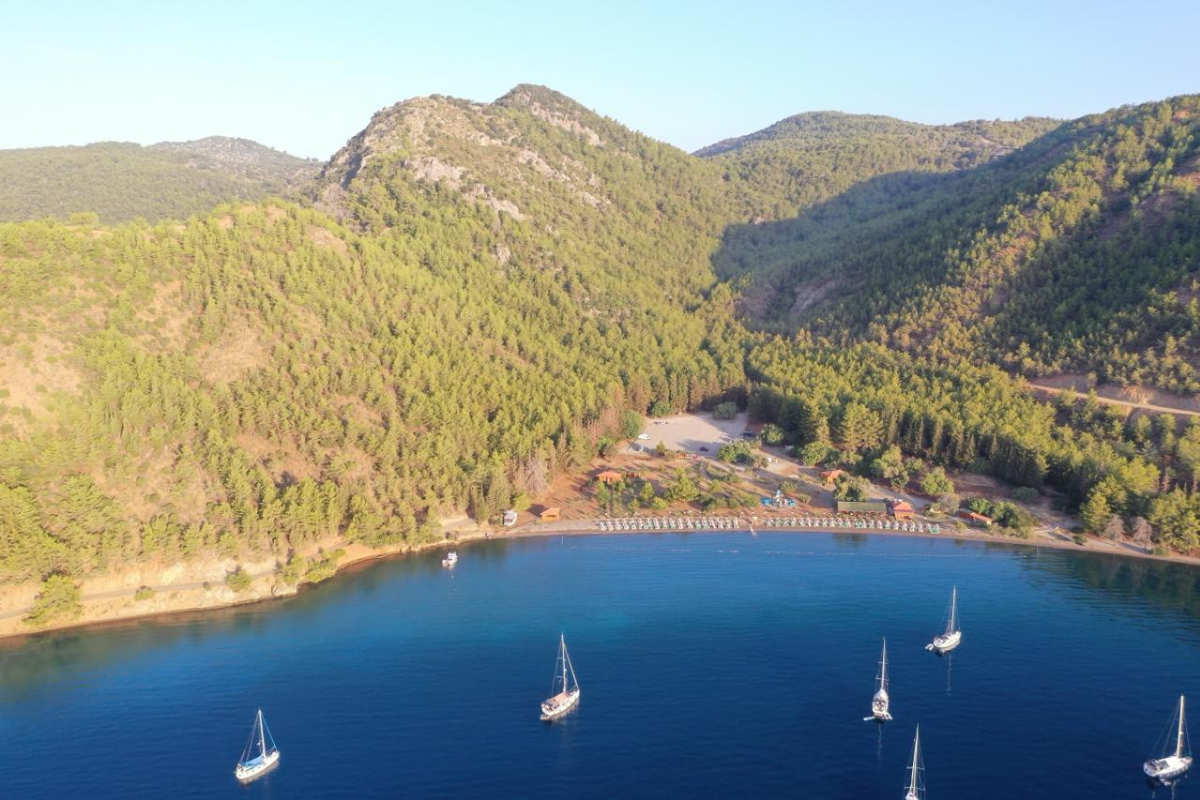 Muğla Büyükşehir Belediye Başkanı Ahmet Aras Kille Koyu’ndaki marina projesine tepki