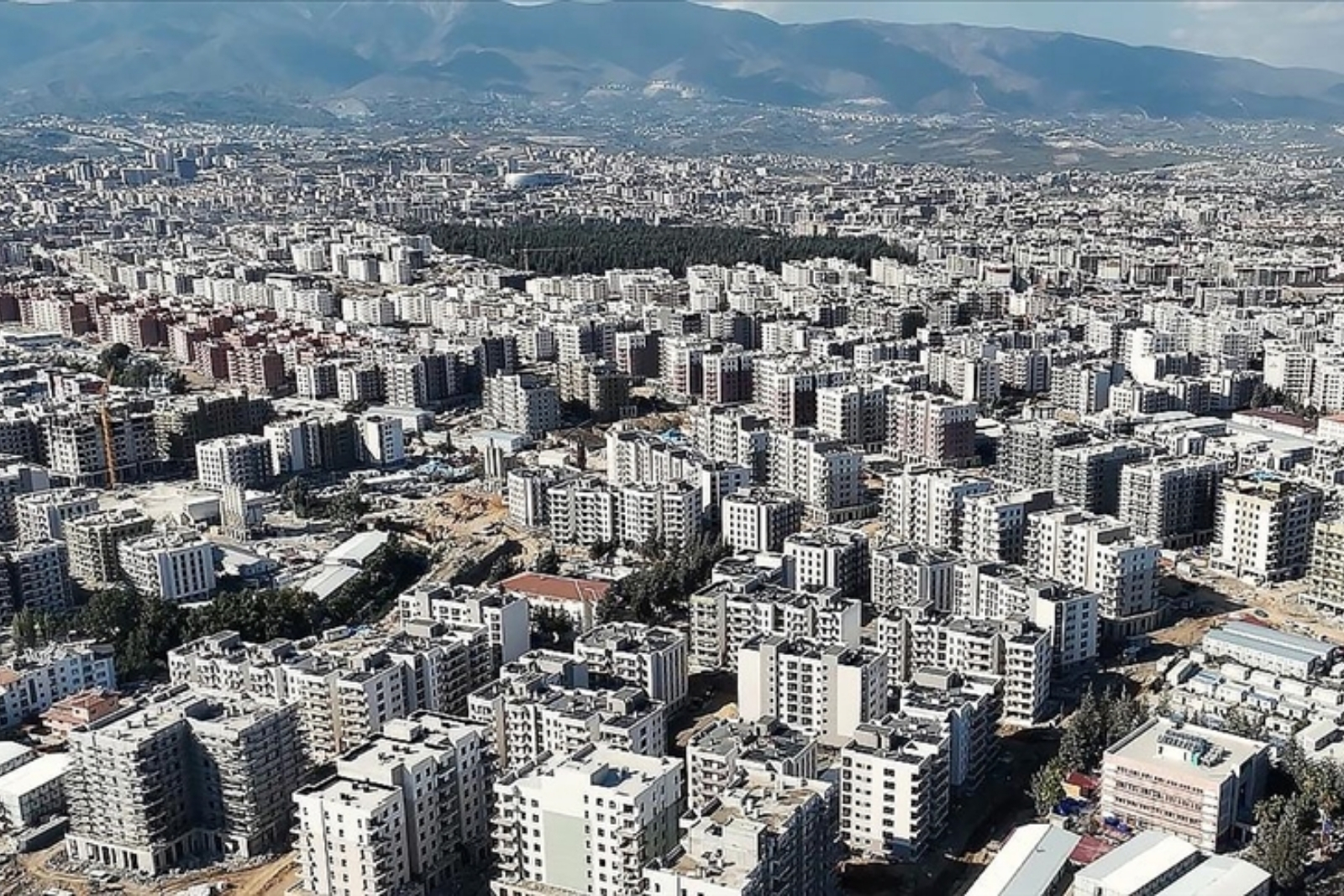 Deprem bölgesine yönelik yeni uluslararası finansman akışı devam ediyor