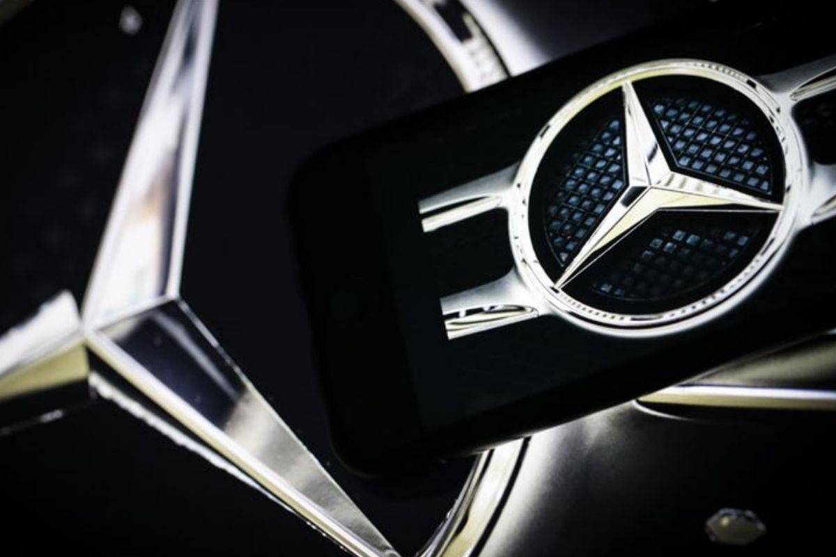 Mercedes-Benz, 5 milyar euroluk tasarruf hamlesini öne çekti