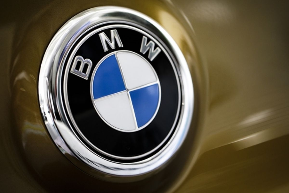 BMW ABD’de direksiyon arızası nedeniyle 36 bin 922 aracı geri çağırıyor