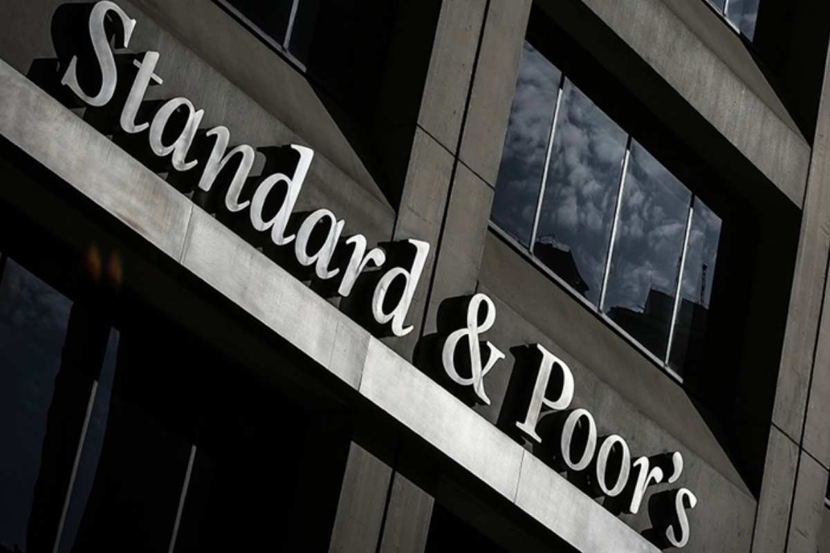 S&P Global Ratings, Renault SA'nın kredi notunu BBB-'ye yükseltti