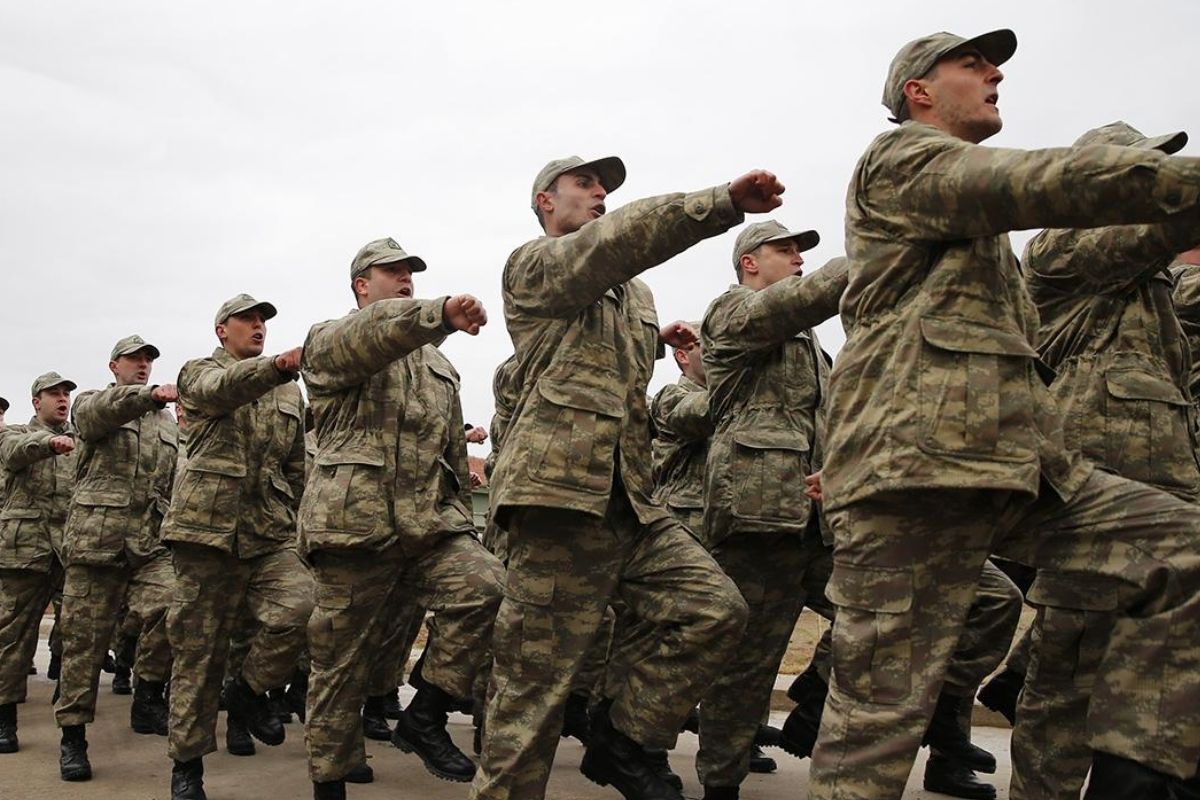 Bakan Güler, çok çocuklu ailelere yönelik 'askerlik' düzenlemesi geleceğini söyledi