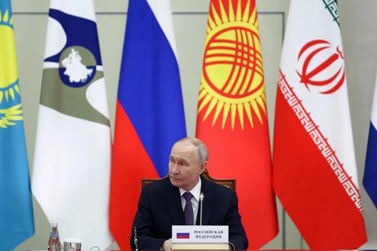 Rusya Devlet Başkanı Vladimir Putin, Avrasya Ekonomik Birliği'nin bağımsız bir güç merkezi olduğunu söyledi