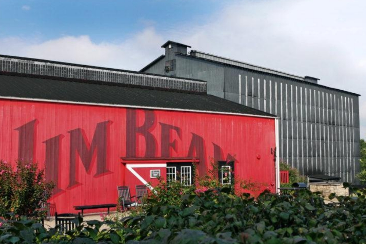 Jim Beam ABD’deki ana fabrikasında 2026 boyunca üretime ara verecek