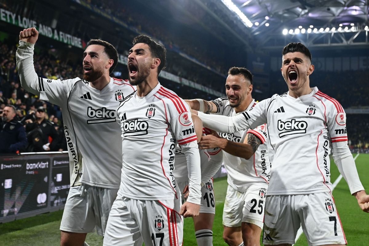 Beşiktaş, Fenerbahçe'yi Kadıköy'de yenerek Ziraat Türkiye Kupası'na galibiyetle başladı