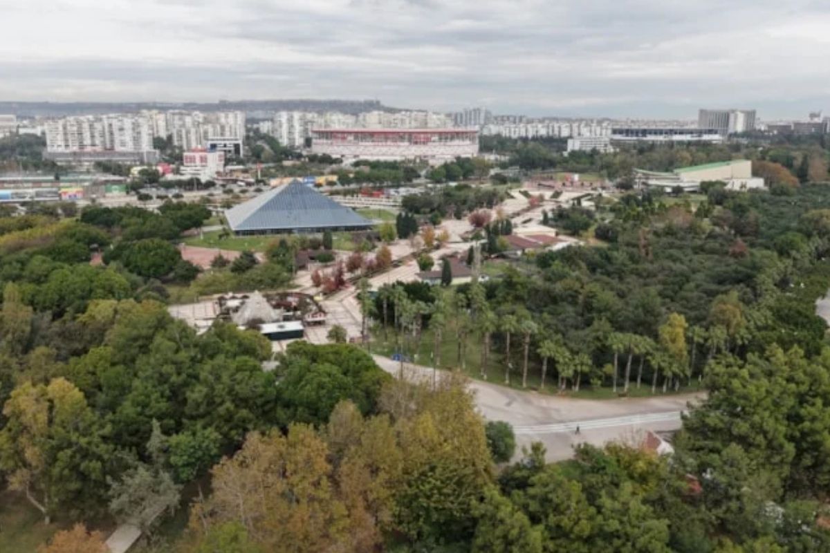 Antalya’nın en değerli arazilerinden biri olan Arap Süleyman'ın 6 milyar dolarlık arsasıyla ilgili dava yeniden istinafta