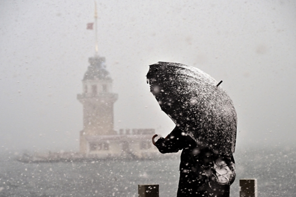 Meteorolojiden İstanbul için karla karışık yağmur ve soğuk hava uyarısı