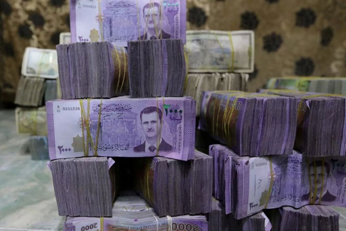 Suriye yeni para birimini piyasaya sürüyor